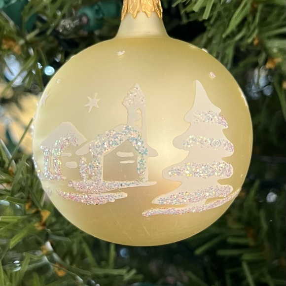 Vintage Christmas Street Glass Ornaments - Picture 8 of 10